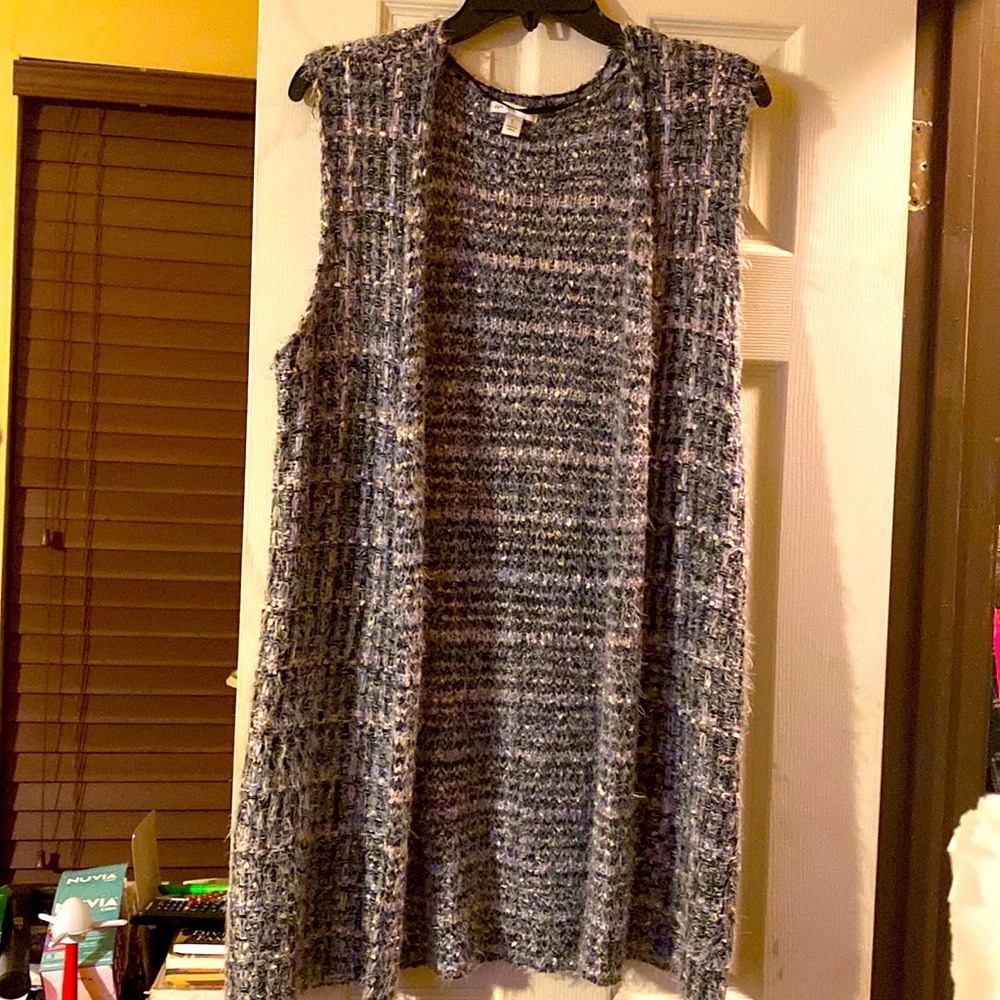 Multi-color blue, gray, hint of pink and white cardigan size large